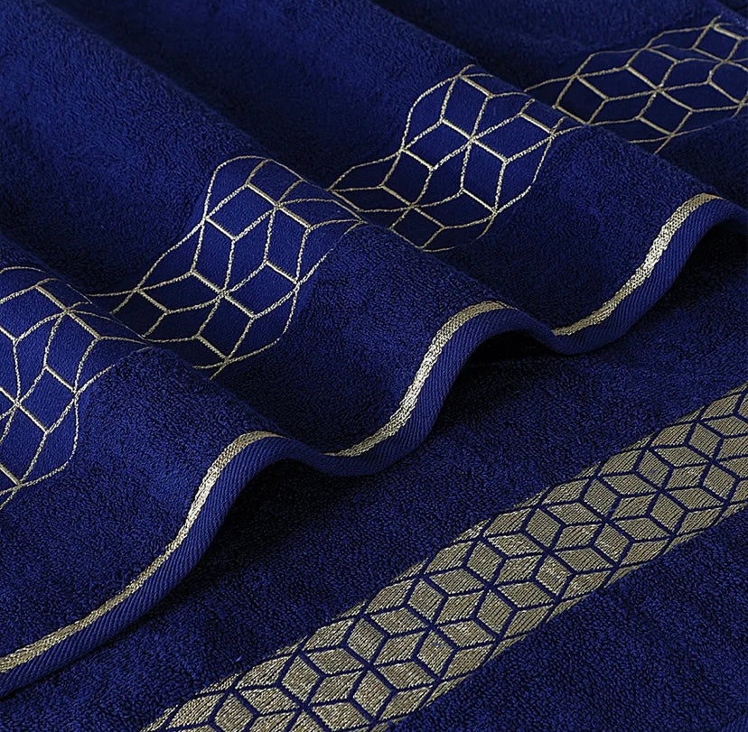 Sleek Design Navy Blue Color Bath Towel